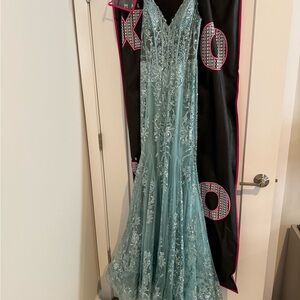 Exquisite Teal Lace Evening Gown